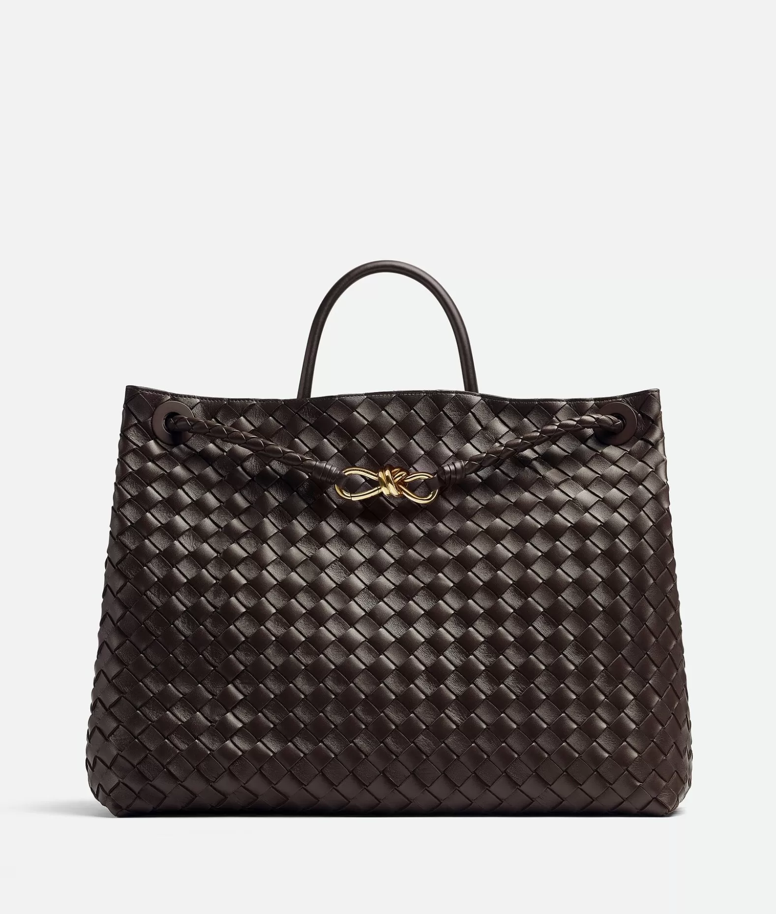 Shopping | A Mano^Bottega Veneta Andiamo Grande Fondant