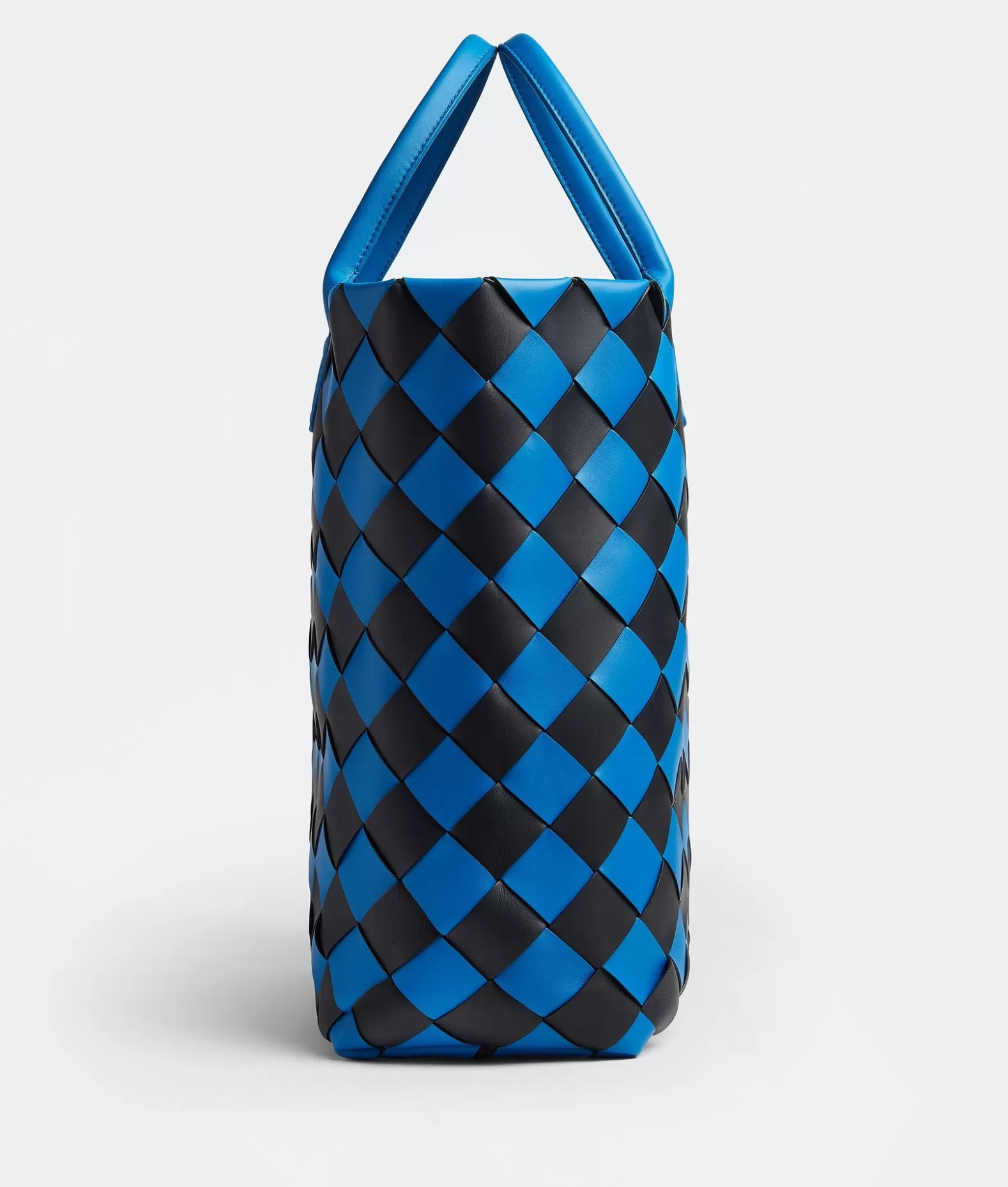 Bottega Series^Bottega Veneta Cabat Signal blue/black