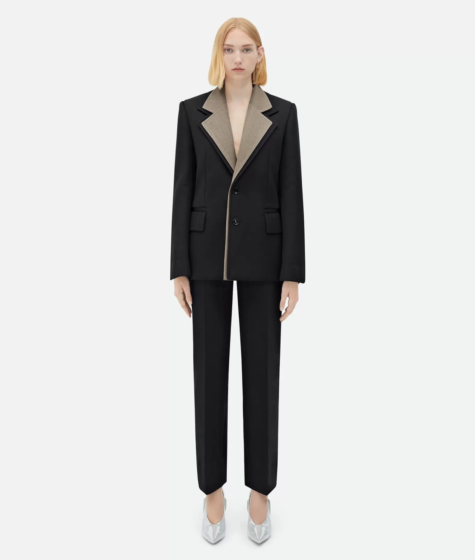 Giacche^Bottega Veneta Giacca In Lana Con Maniche Curve E Colletto A Contrasto Black