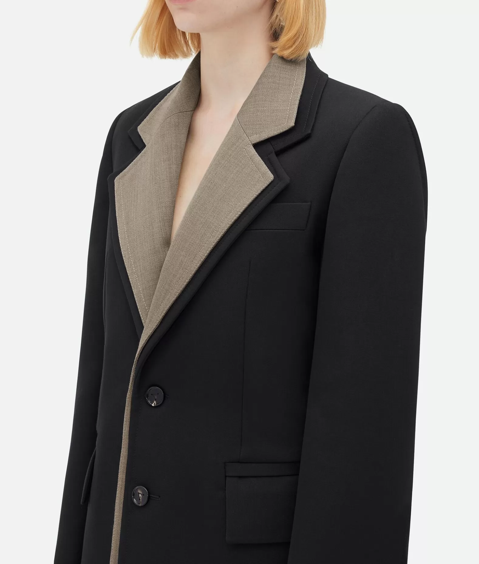 Giacche^Bottega Veneta Giacca In Lana Con Maniche Curve E Colletto A Contrasto Black