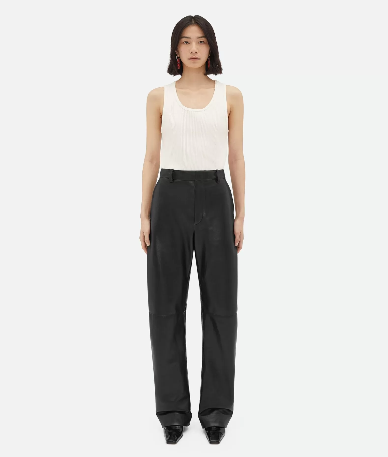 Pantaloni E Shorts | Pelle^Bottega Veneta Pantaloni In Pelle Dal Taglio Arrotondato Black